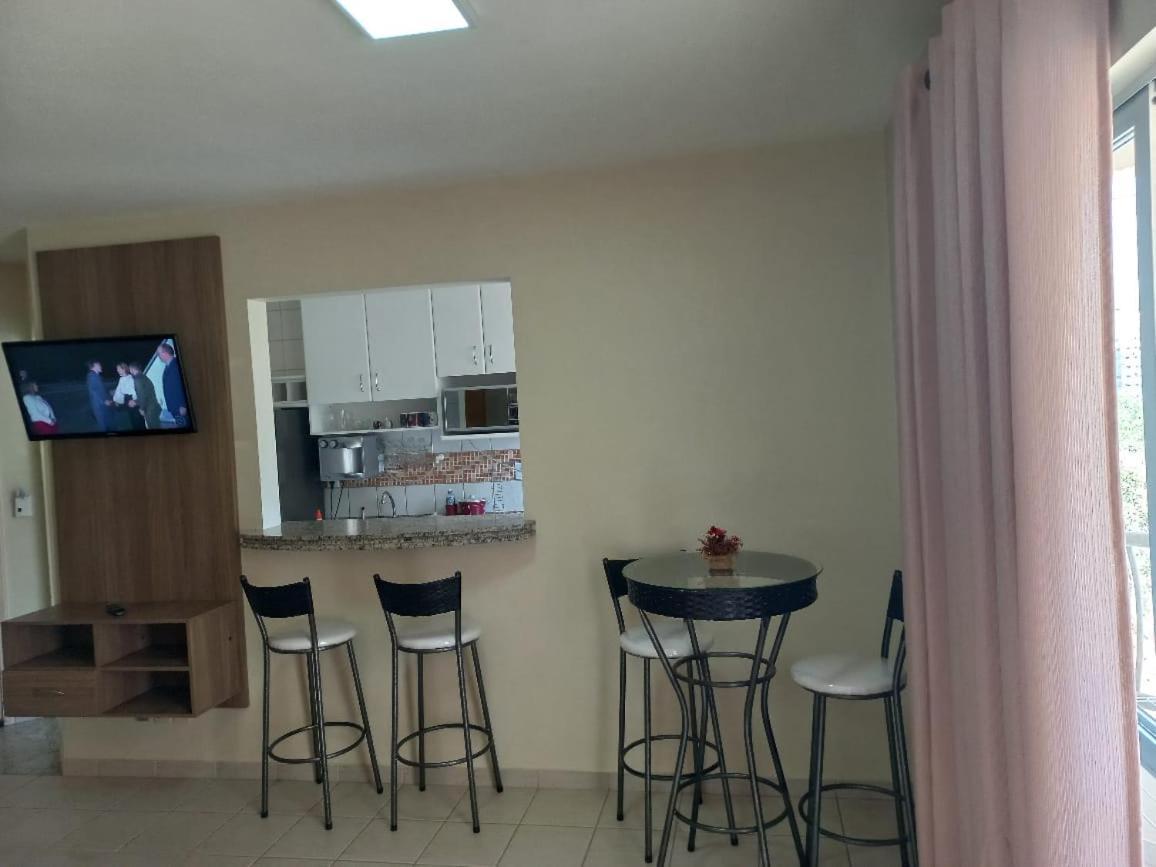 Prive Das Thermas 01 - Ar Split Nos 2 Quartos, Ventilador Na Sala, Purificador Soft Gelada Natural Калдас Новас Екстериор снимка